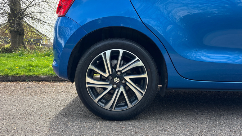 Suzuki Swift 1.2 Dualjet 83 12V Hybrid SZ5 5dr Auto Petrol Hatchback